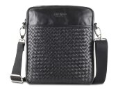 Сумка через плечо Mano Don Luca, натуральная кожа в черном цвете, 23 х 26,5 х 4,5 см Сумка через плечо Mano Don Luca, натуральная кожа в черном цвете, 23 х 26,5 х 4,5 см