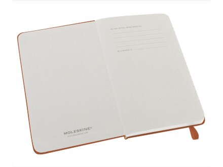 Записная книжка Moleskine Classic (в линейку) в твердой обложке, Pocket (9x14см), оранжевый коралл Записная книжка Moleskine Classic (в линейку) в твердой обложке, Pocket (9x14см), оранжевый коралл
