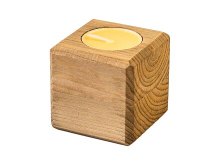 Свеча в декоративном подсвечнике, орех, манго Свеча в декоративном подсвечнике, орех, манго
