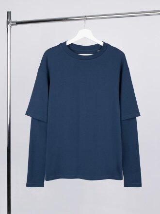 Футболка оверсайз с двойным рукавом Kosmos, темно-синяя Футболка оверсайз с двойным рукавом Kosmos, темно-синяя