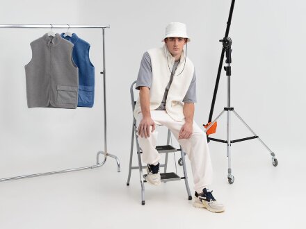 Жилет унисекс Oblako, молочно-белый Жилет унисекс Oblako, молочно-белый