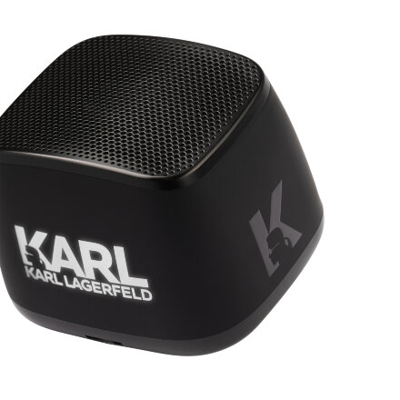 Беспроводная колонка с подсветкой Glow 75dB 1200 mAh, синяя (вход Micro-USB) Беспроводная колонка с подсветкой Glow 75dB 1200 mAh, синяя (вход Micro-USB)