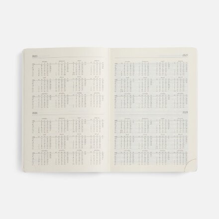 Ежедневник Capital, недатированный, темно-серый Ежедневник Capital, недатированный, темно-серый