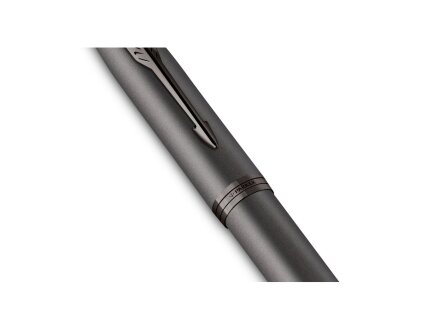 Ручка роллер Parker IM Monochrome Black, стержень:F, цвет чернил: black, в подарочной упаковке. Ручка роллер Parker IM Monochrome Black, стержень:F, цвет чернил: black, в подарочной упаковке.
