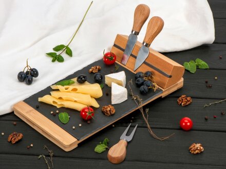 Набор для сыра из сланцевой доски и ножей Bamboo collection Taleggio Набор для сыра из сланцевой доски и ножей Bamboo collection Taleggio
