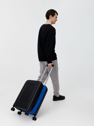 Чемодан Platta, черный с синим Чемодан Platta, черный с синим