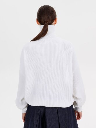 Джемпер Siluetti Birne, молочно-белый Джемпер Siluetti Birne, молочно-белый