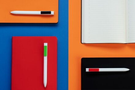 Ручка шариковая Swiper SQ, белая с черным Ручка шариковая Swiper SQ, белая с черным