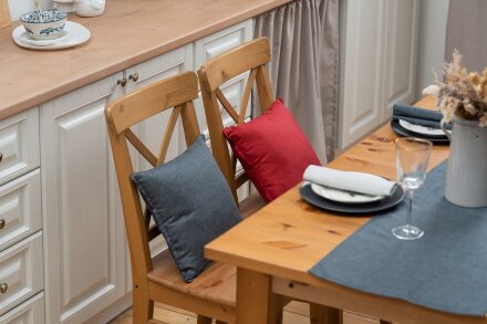 Подушка Settle In, темно-серая Подушка Settle In, темно-серая