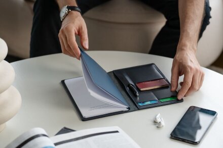 Еженедельник-портфолио Remini, недатированный, черный Еженедельник-портфолио Remini, недатированный, черный