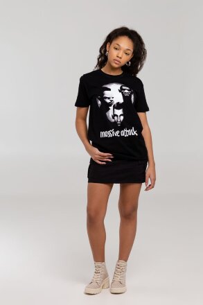 Футболка «Меламед. Massive Attack», черная Футболка «Меламед. Massive Attack», черная