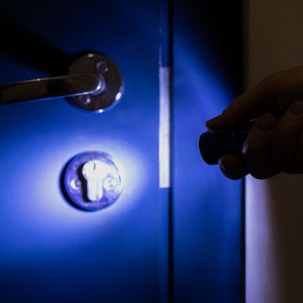 Фонарик Aurora, синий Фонарик Aurora, синий