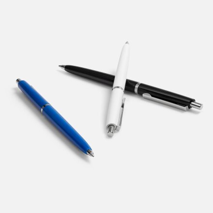 Ручка шариковая Classic, белая Ручка шариковая Classic, белая