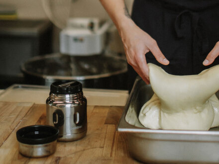 Термос для еды, вакуумный, бытовой, тм bobber. Объем 0.47 литра. Артикул Jerrycan-470 Glossy Термос для еды, вакуумный, бытовой, тм bobber. Объем 0.47 литра. Артикул Jerrycan-470 Glossy