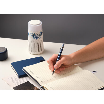 Очиститель воздуха с подсветкой Пьюр (Pure), белый Очиститель воздуха с подсветкой Пьюр (Pure), белый