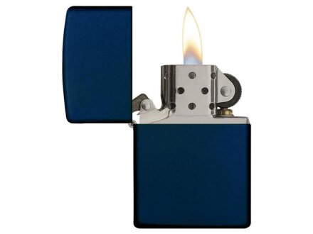 Зажигалка ZIPPO Classic с покрытием Navy Matte, латунь/сталь, синяя, матовая, 38x13x57 мм Зажигалка ZIPPO Classic с покрытием Navy Matte, латунь/сталь, синяя, матовая, 38x13x57 мм