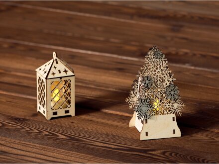 Декоративная фигура Ель с электрической свечой Декоративная фигура Ель с электрической свечой