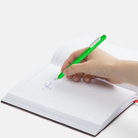 Ручка шариковая Swiper Soft Touch, зеленая с белым Ручка шариковая Swiper Soft Touch, зеленая с белым