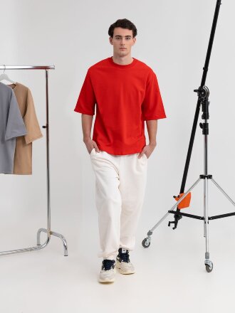 Футболка оверсайз унисекс Kosmos 2.0, красная Футболка оверсайз унисекс Kosmos 2.0, красная