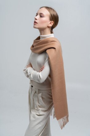 Шарф Noble, бежевый Шарф Noble, бежевый