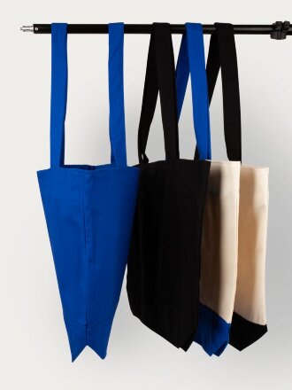 Сумка для покупок на молнии Shopaholic Zip, неокрашенная с синим Сумка для покупок на молнии Shopaholic Zip, неокрашенная с синим