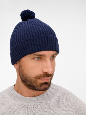 Шапка Catch Match с помпоном, темно-синяя Шапка Catch Match с помпоном, темно-синяя