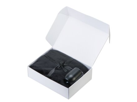 Подарочный набор Dreamy hygge 2.0 с пледом и термокружкой, черный Подарочный набор Dreamy hygge 2.0 с пледом и термокружкой, черный