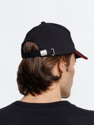 Бейсболка Long Beach, черная с красным Бейсболка Long Beach, черная с красным