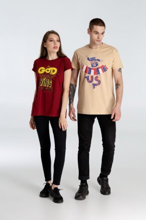 Футболка A God is High, гранатово-красная Футболка A God is High, гранатово-красная