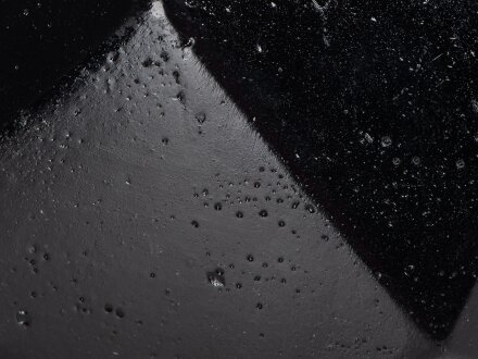 Свеча в декоративном стакане Geometry, черный Свеча в декоративном стакане Geometry, черный