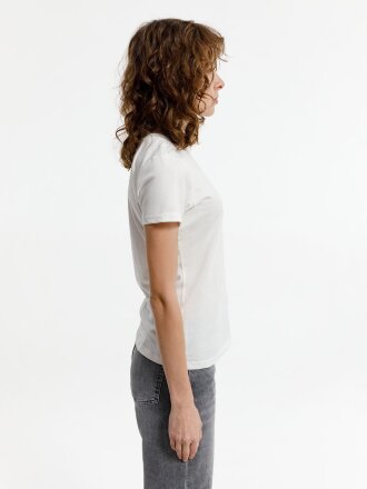 Футболка женская T-bolka Lady, белая (теплый оттенок) Футболка женская T-bolka Lady, белая (теплый оттенок)