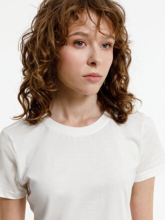 Футболка женская T-bolka Lady, белая (теплый оттенок) Футболка женская T-bolka Lady, белая (теплый оттенок)