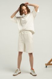 Шорты J3, молочно-белые Шорты J3, молочно-белые