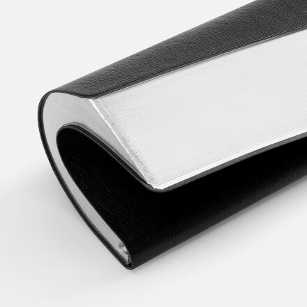 Ежедневник Petrus, недатированный, черный с серебром Ежедневник Petrus, недатированный, черный с серебром