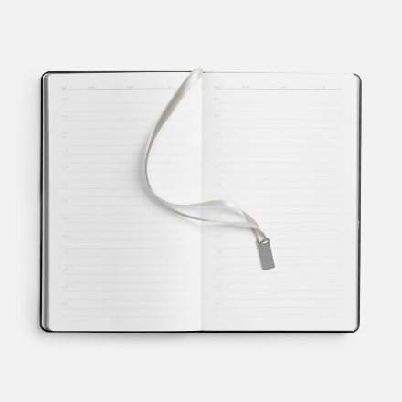 Ежедневник Petrus, недатированный, черный с серебром Ежедневник Petrus, недатированный, черный с серебром