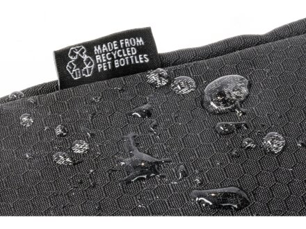 Удобная повседневная сумка Solo Eco, черный