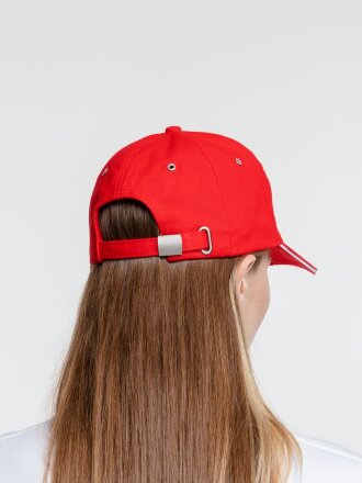 Бейсболка Classic, красная с белым кантом Бейсболка Classic, красная с белым кантом