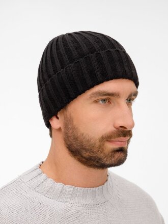 Шапка Faculty, черная Шапка Faculty, черная