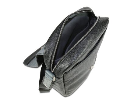 Сумка наплечная BUGATTI Moto D, чёрная, полиуретан, 25х8х30 см, 4 л Сумка наплечная BUGATTI Moto D, чёрная, полиуретан, 25х8х30 см, 4 л