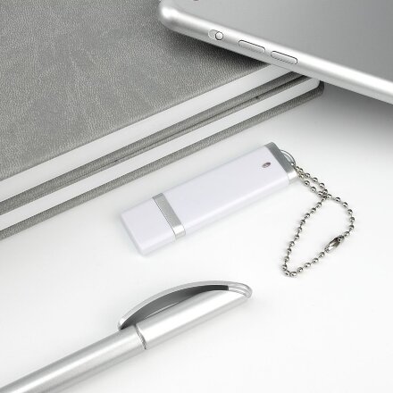 Флешка Profit, 8 Гб, белая Флешка Profit, 8 Гб, белая