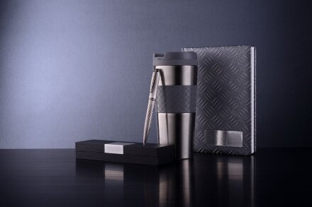 Термостакан Hard Work, вакуумный, серебристый Термостакан Hard Work, вакуумный, серебристый