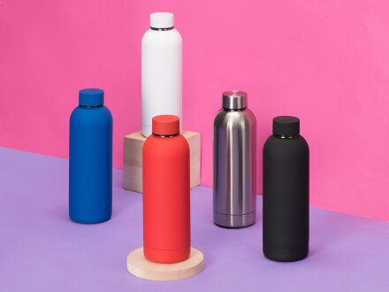 Вакуумная термобутылка Cask Waterline, soft touch, 500 мл, тубус, красный Вакуумная термобутылка Cask Waterline, soft touch, 500 мл, тубус, красный