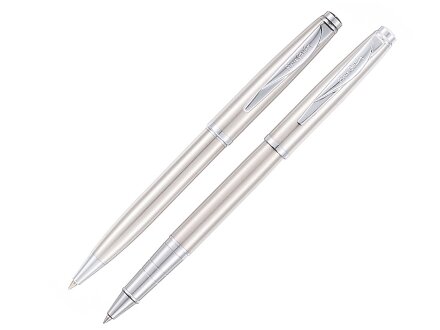 Набор Pierre Cardin коллекция ПАРА (PEN&PEN) : ручка шариковая + роллер. Корпус - латунь и хромоникилевое покрытие.Отделка и детали дизайна - сталь, хром. Цвет - серебристый. Упаковка Е. Набор Pierre Cardin коллекция ПАРА (PEN&PEN) : ручка шариковая + роллер. Корпус - латунь и хромоникилевое покрытие.Отделка и детали дизайна - сталь, хром. Цвет - серебристый. Упаковка Е.