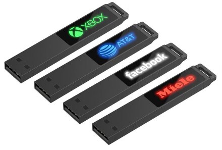 Флешка markBright Black с белой подсветкой, 32 Гб Флешка markBright Black с белой подсветкой, 32 Гб