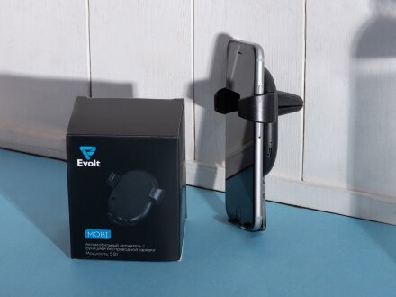 Автомобильное беспроводное зарядное устройство Mobi, 5 Вт, черный Автомобильное беспроводное зарядное устройство Mobi, 5 Вт, черный