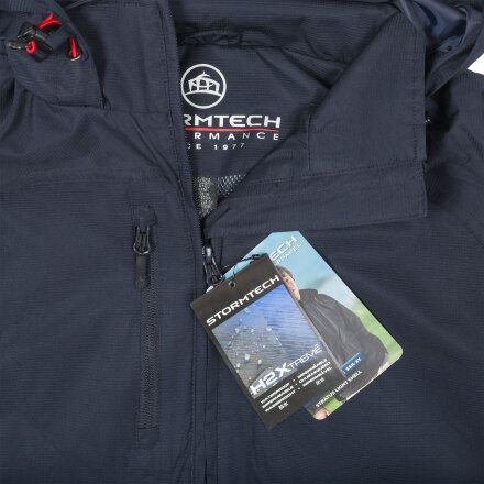 Ветровка мужская Stratus, черная Ветровка мужская Stratus, черная