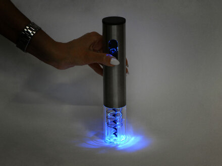 Набор винных аксессуаров Sicilia с электрическим штопором из стали, на батарейках Набор винных аксессуаров Sicilia с электрическим штопором из стали, на батарейках