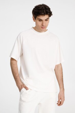 Футболка унисекс оверсайз T2, молочно-белая Футболка унисекс оверсайз T2, молочно-белая