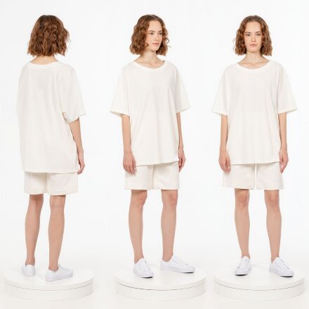 Футболка унисекс оверсайз T2, молочно-белая Футболка унисекс оверсайз T2, молочно-белая