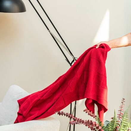 Плед Cella вязаный, красный (без подарочной коробки) Плед Cella вязаный, красный (без подарочной коробки)